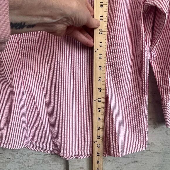 L.L. Bean Searsucker Red and White Striped Shirt Size Medium Coastal Nautical - Picture 13 of 15